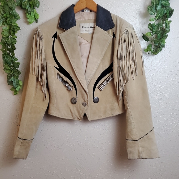 The Pioneer Woman Jackets & Blazers - Vintage leather western PioneerWoman tassle jacket